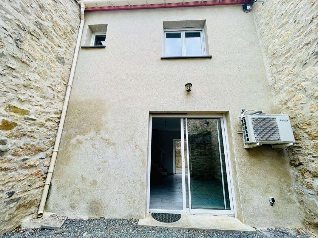 Maison à VILLENEUVE-MINERVOIS