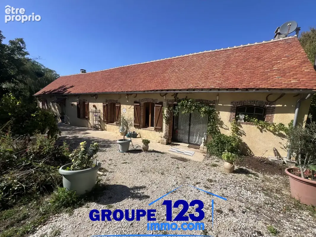 Photo Maison à Diges au prix de 244 000€