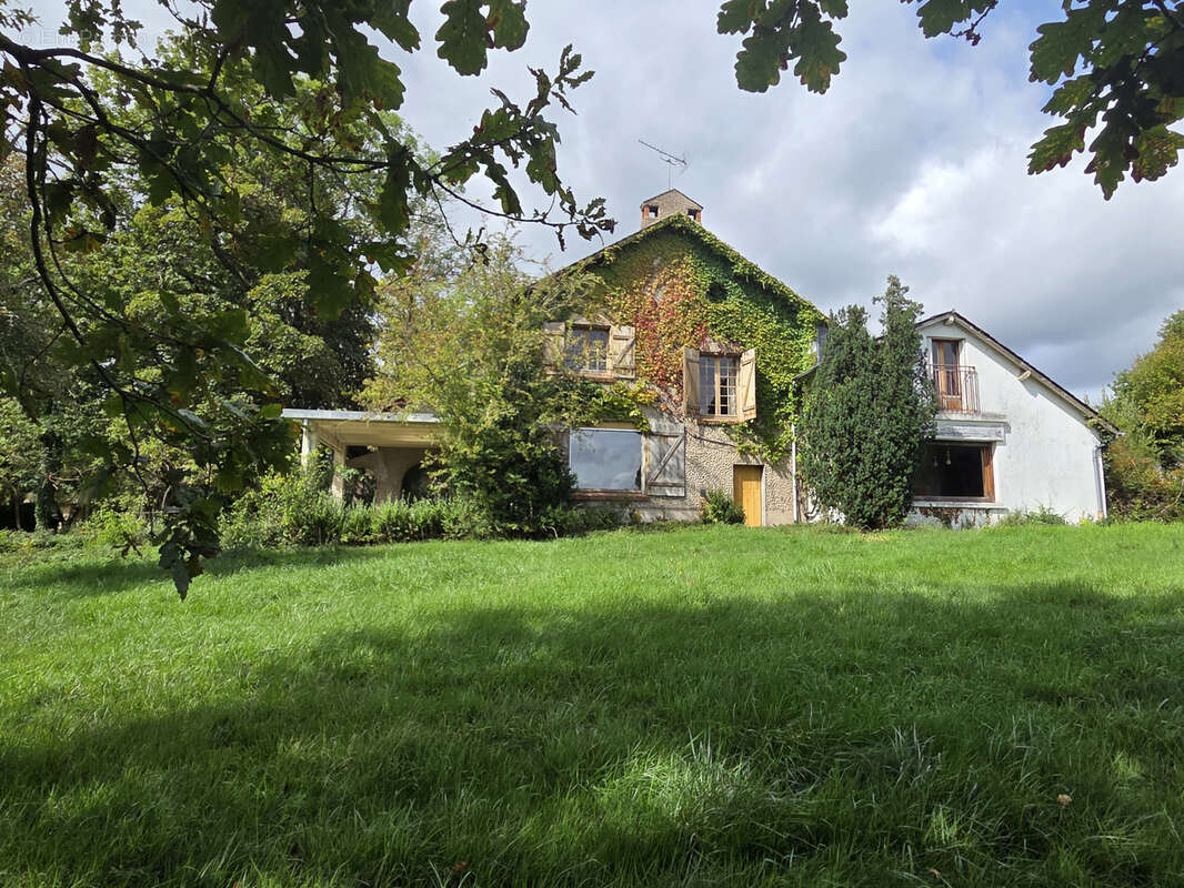 Maison à BELLERIVE-SUR-ALLIER