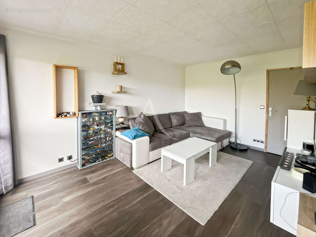 Appartement Les Mureaux 2 pièce(s) 44 m² - 1 chambre - photo 2