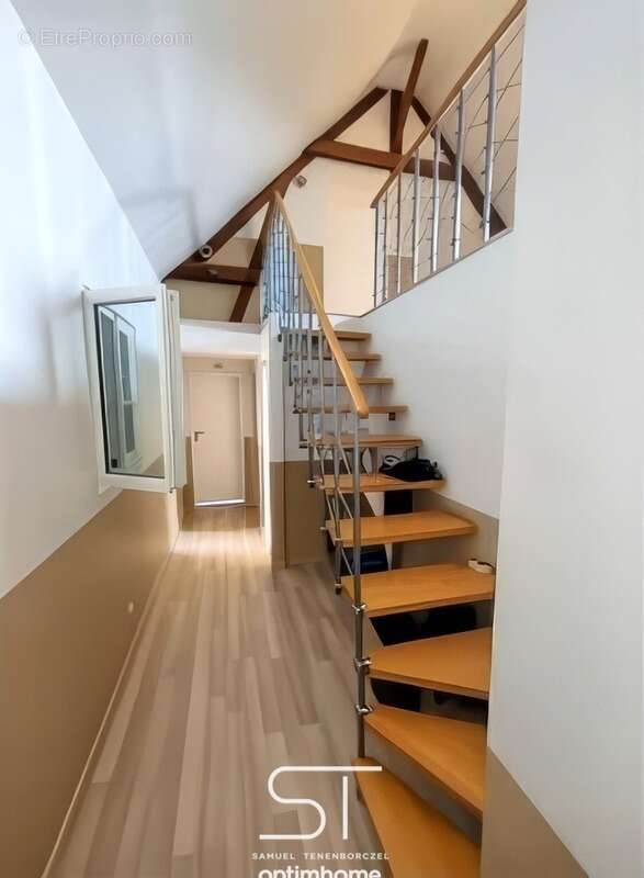 Maison familiale 5 ch de 148 m² – Le Mesnil-Guillaume (14100) - photo 6