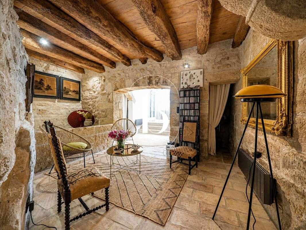 Maison à UZES