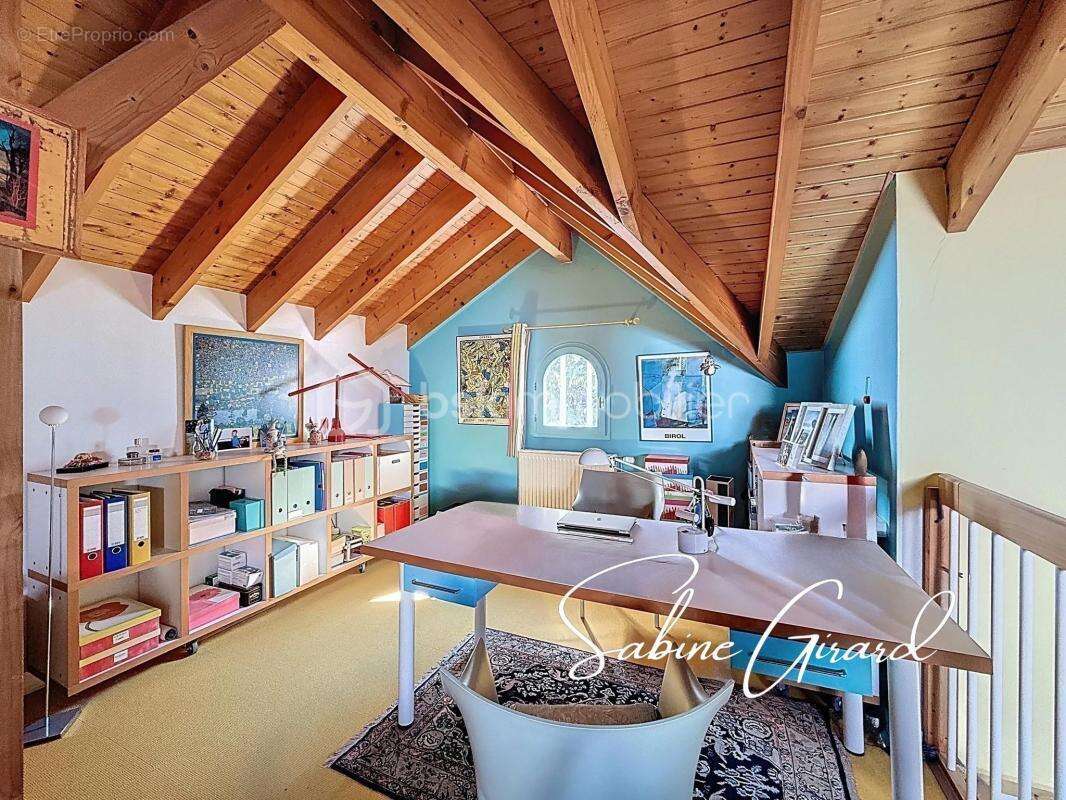 Maison à SAINT-MARTIN-D'HERES