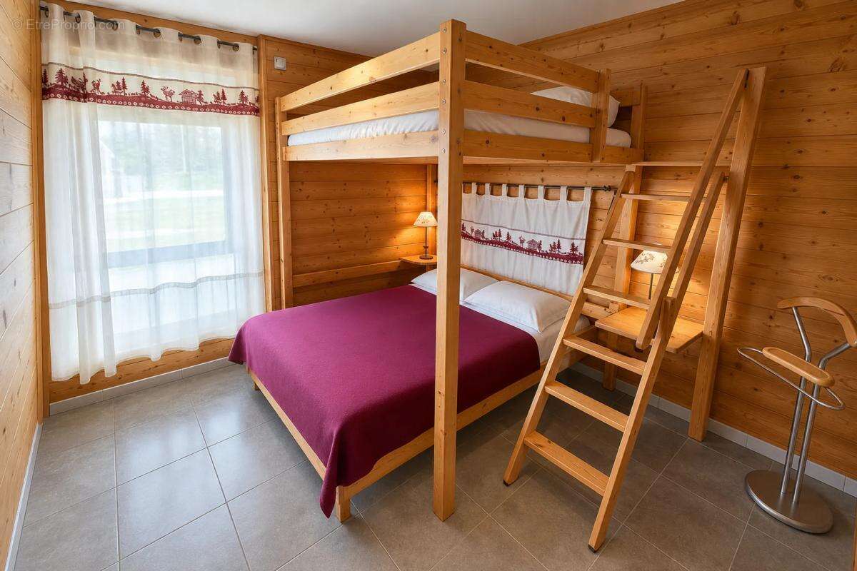 Appartement à BESSE-ET-SAINT-ANASTAISE