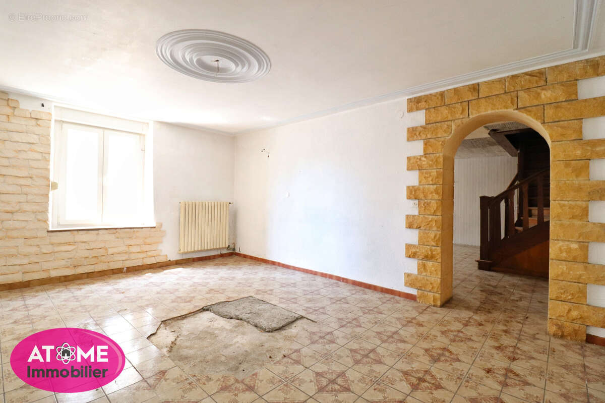 Appartement à SAINTE-MARIE-AUX-CHENES