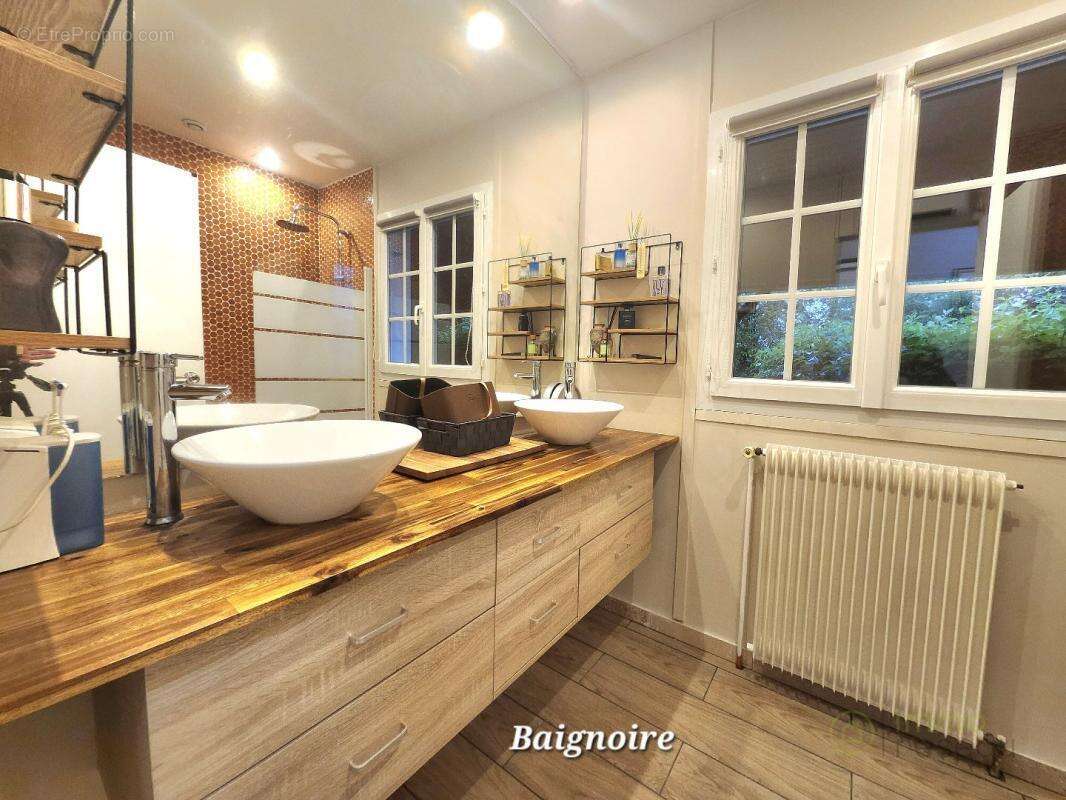 Maison à SUZOY