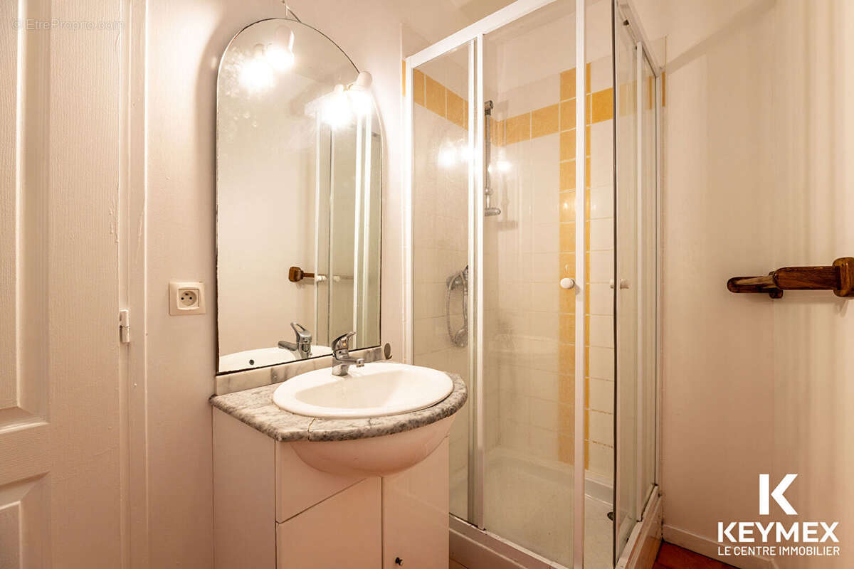 Appartement à MERU