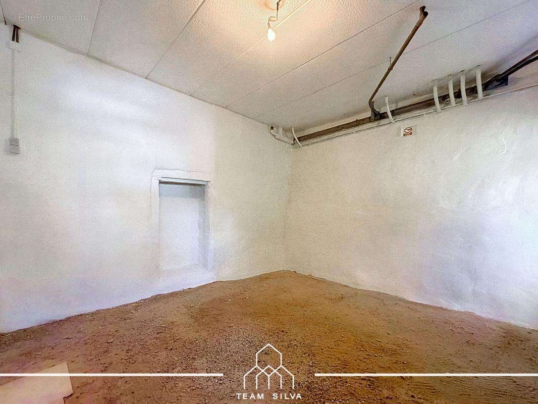 Maison 110 m² à Communay  - photo 28