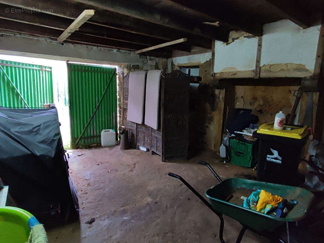 Maison à SAINT-SAUVEUR-LE-VICOMTE