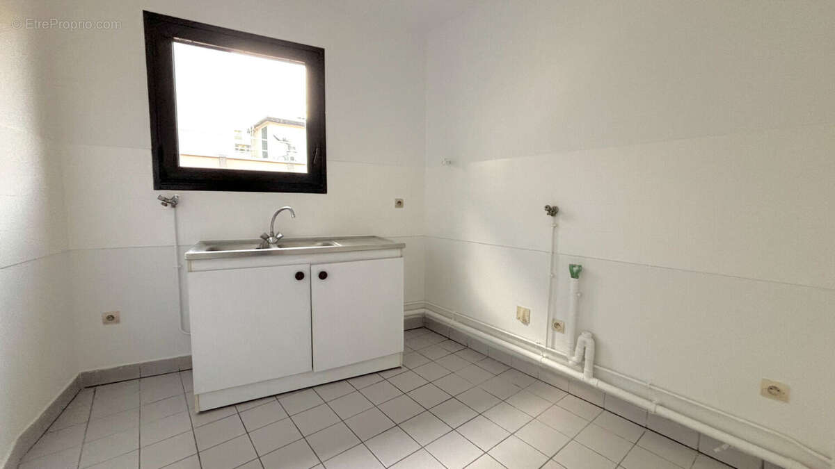 Appartement à PARIS-20E