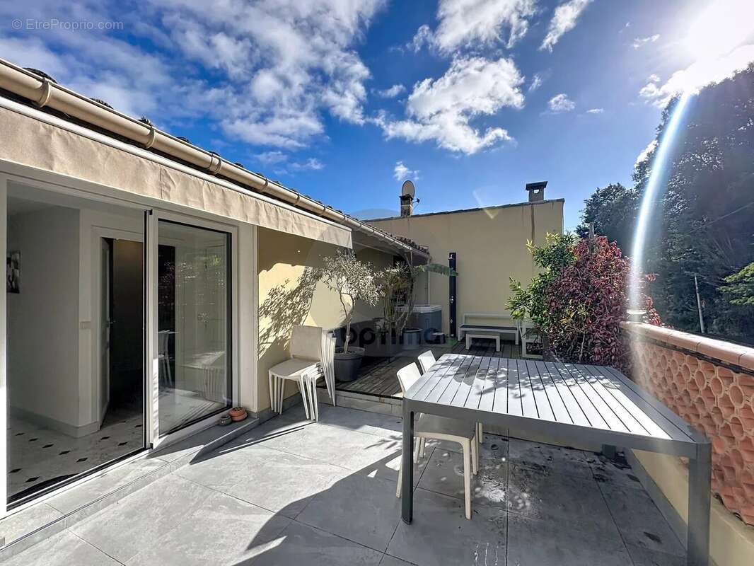Appartement à MENTON