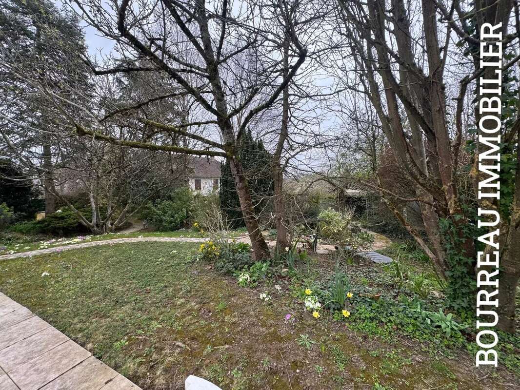 Maison à JOIGNY