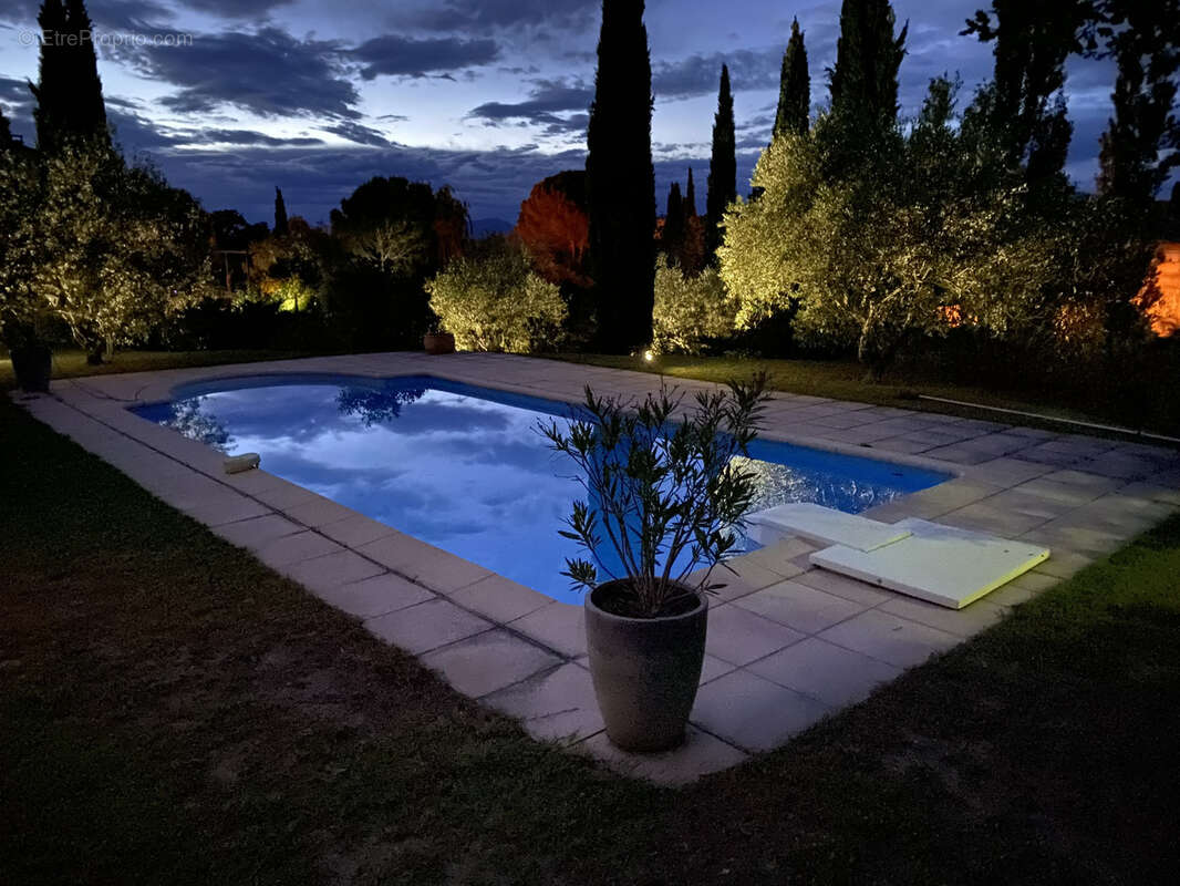 Maison à MALAUCENE