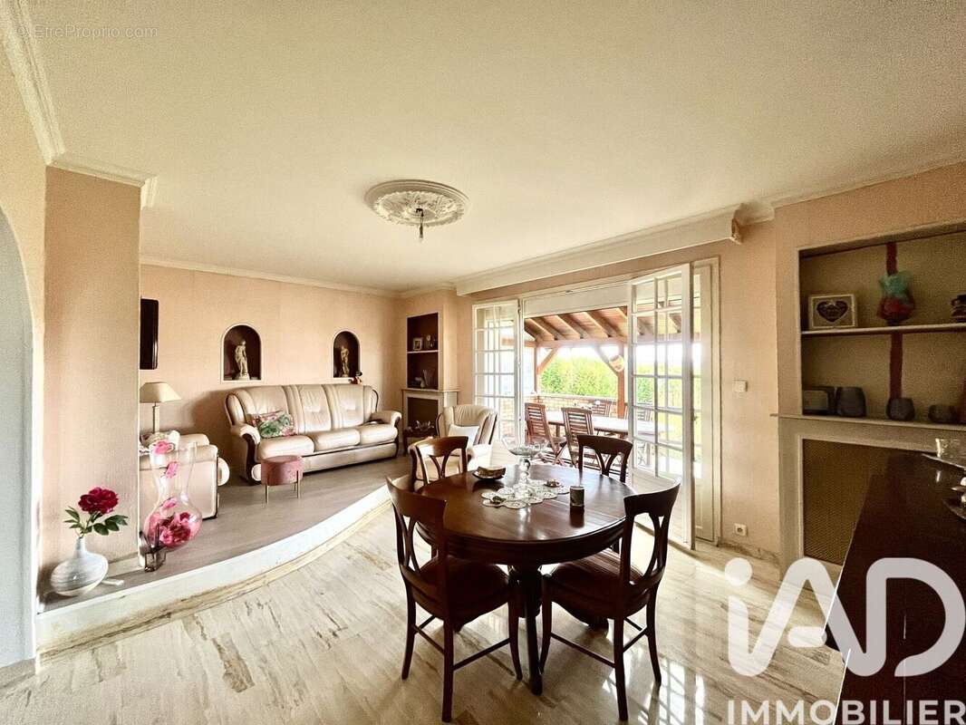 Photo 3 - Maison à OLLAINVILLE