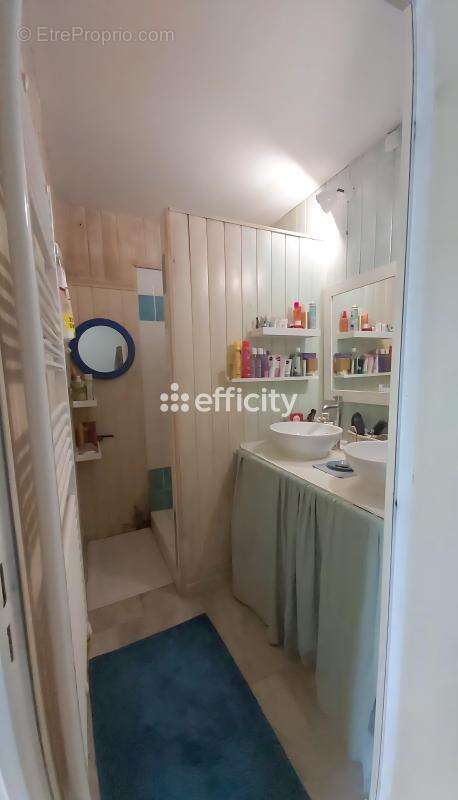 Appartement à MARSEILLE-11E