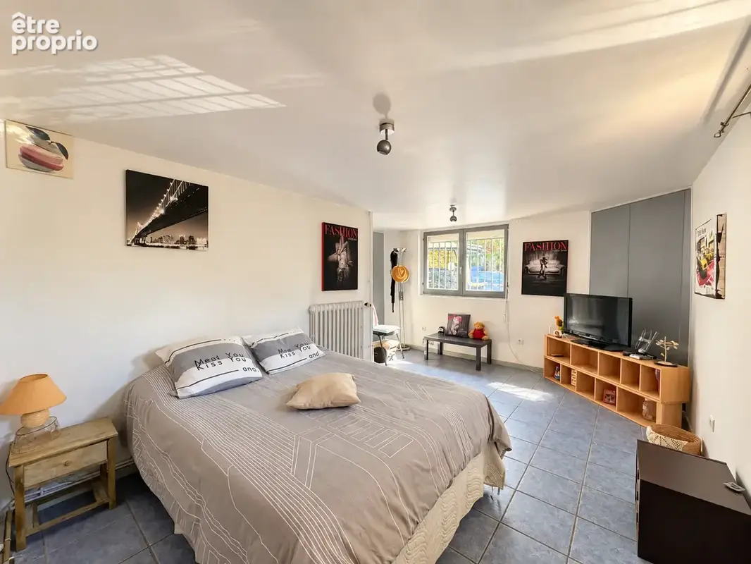 Maison - 220m2 - 8 pièces - photo 14