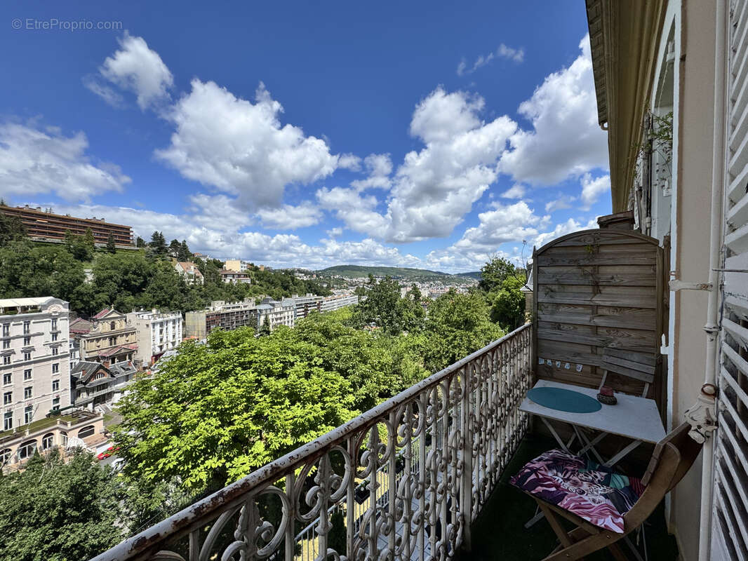 Studio meublé avec balcon - photo 2