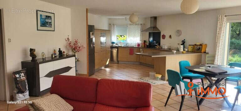 Maison à VEYRINS-THUELLIN