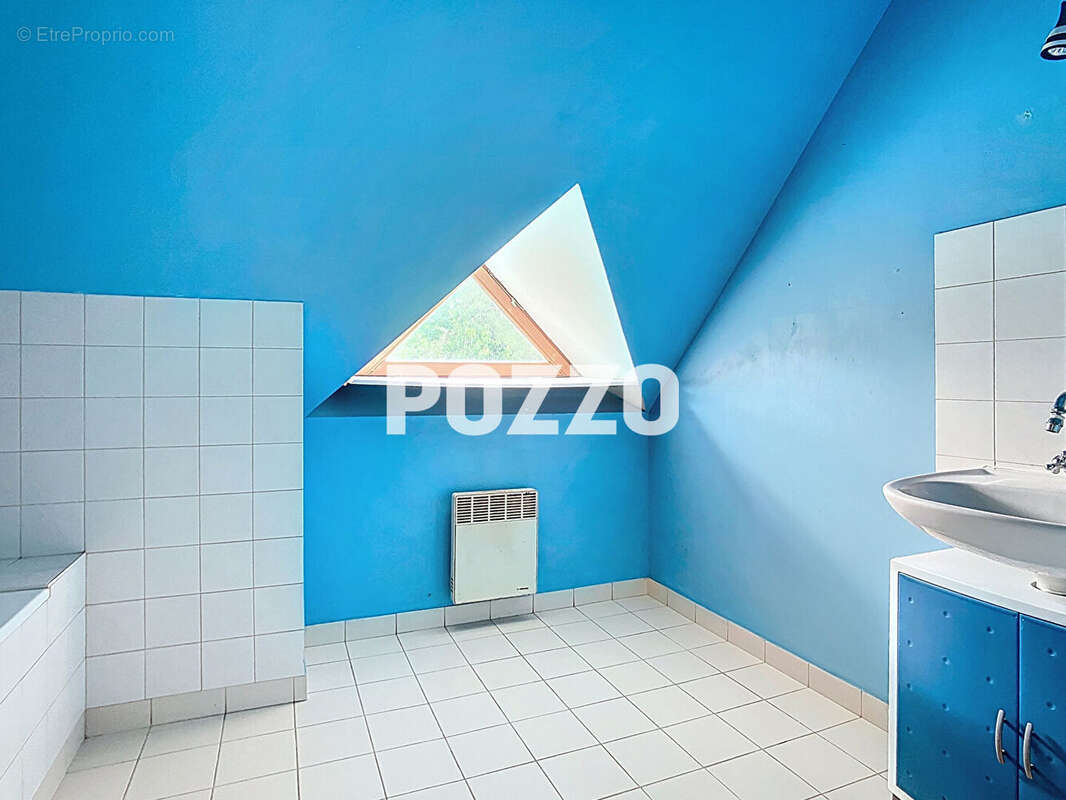 Maison à BRICQUEVILLE-SUR-MER