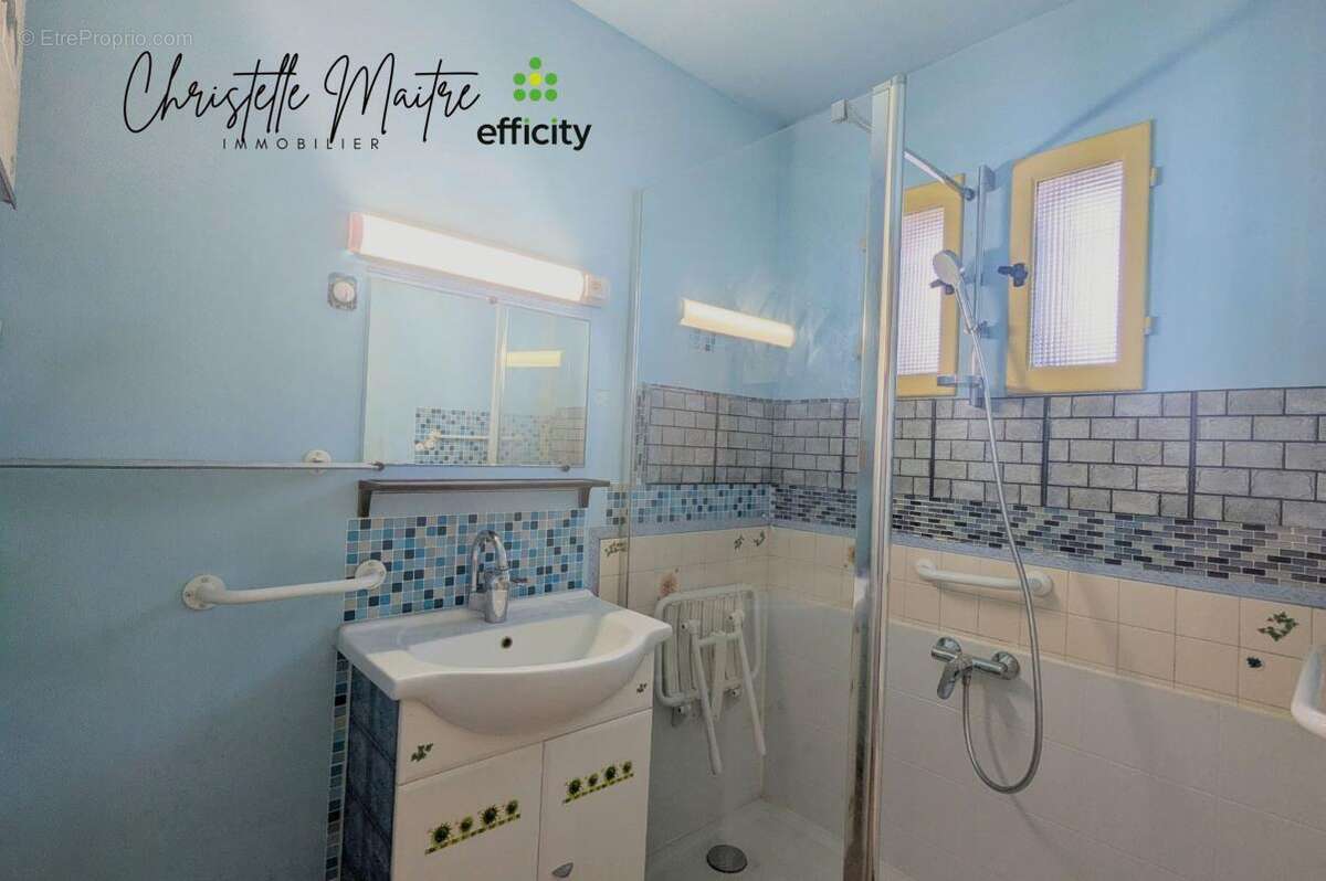 Maison à SAINT-MARTIN-DE-CRAU