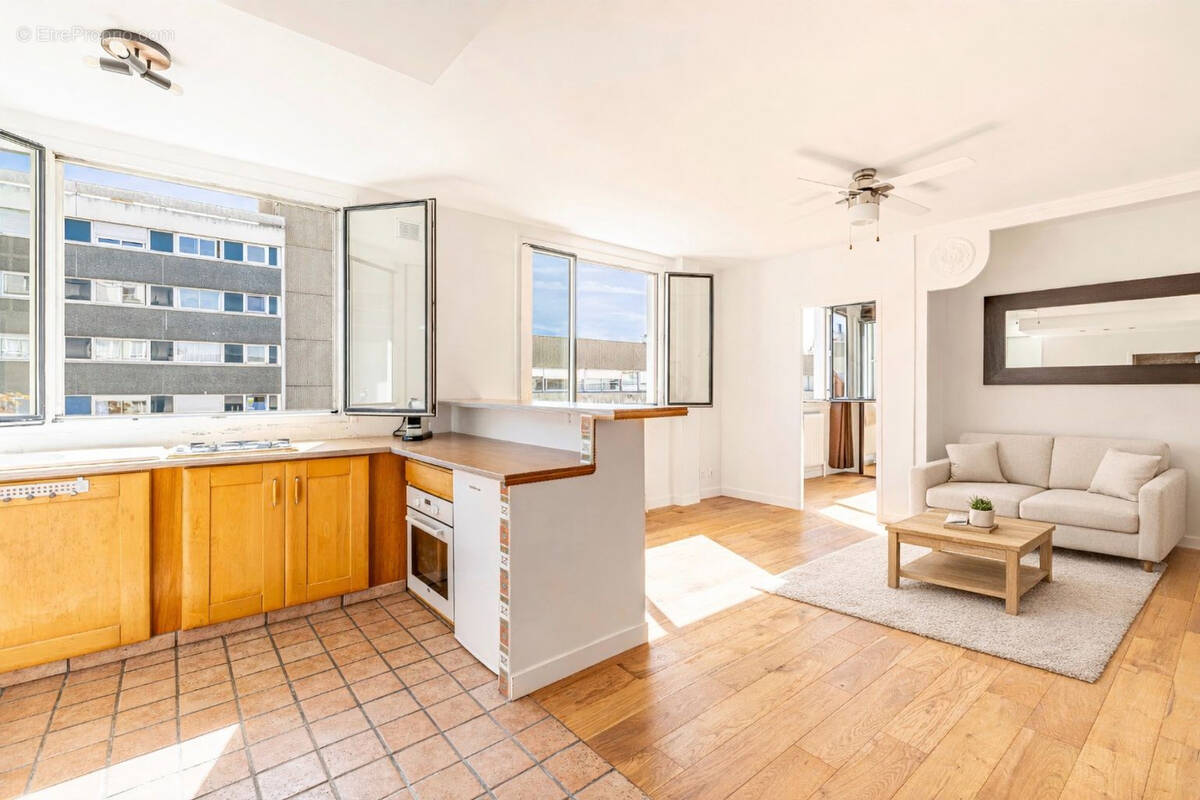 Appartement à PARIS-19E