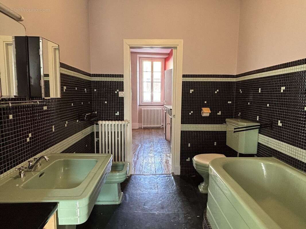Maison de village du XIXe siècle en pierre - photo 8