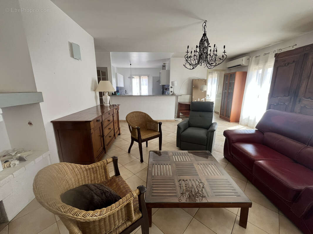 CABESTANY   Rare sur le marché : Villa 3 faces 110 m2 de plain-pied avec garage en sous-sol de 87 m2 - photo 8