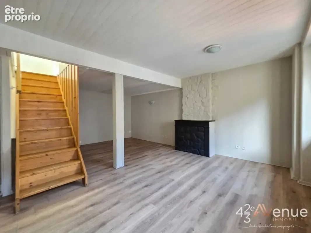 Appartement 3 pièces 51 m² à vendre à Saint-Etienne (42000) - photo 2