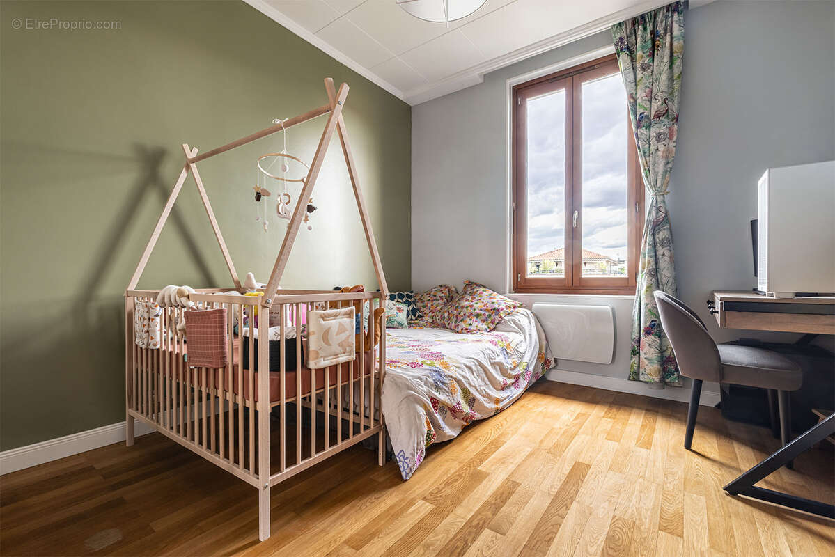 Appartement à LYON-8E