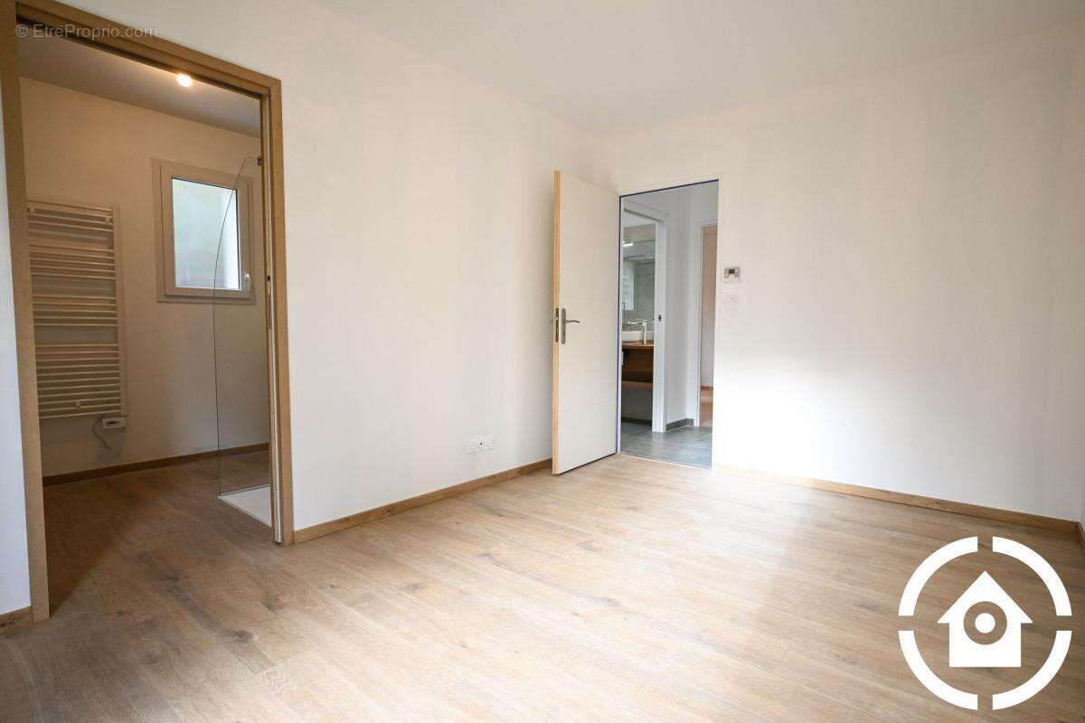 Maison de plain-pied construite en 2024 - photo 13