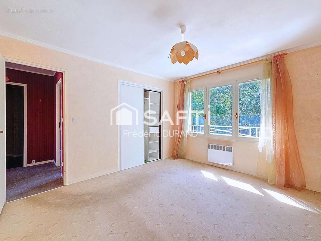 Photo 6 - Maison à MEYZIEU