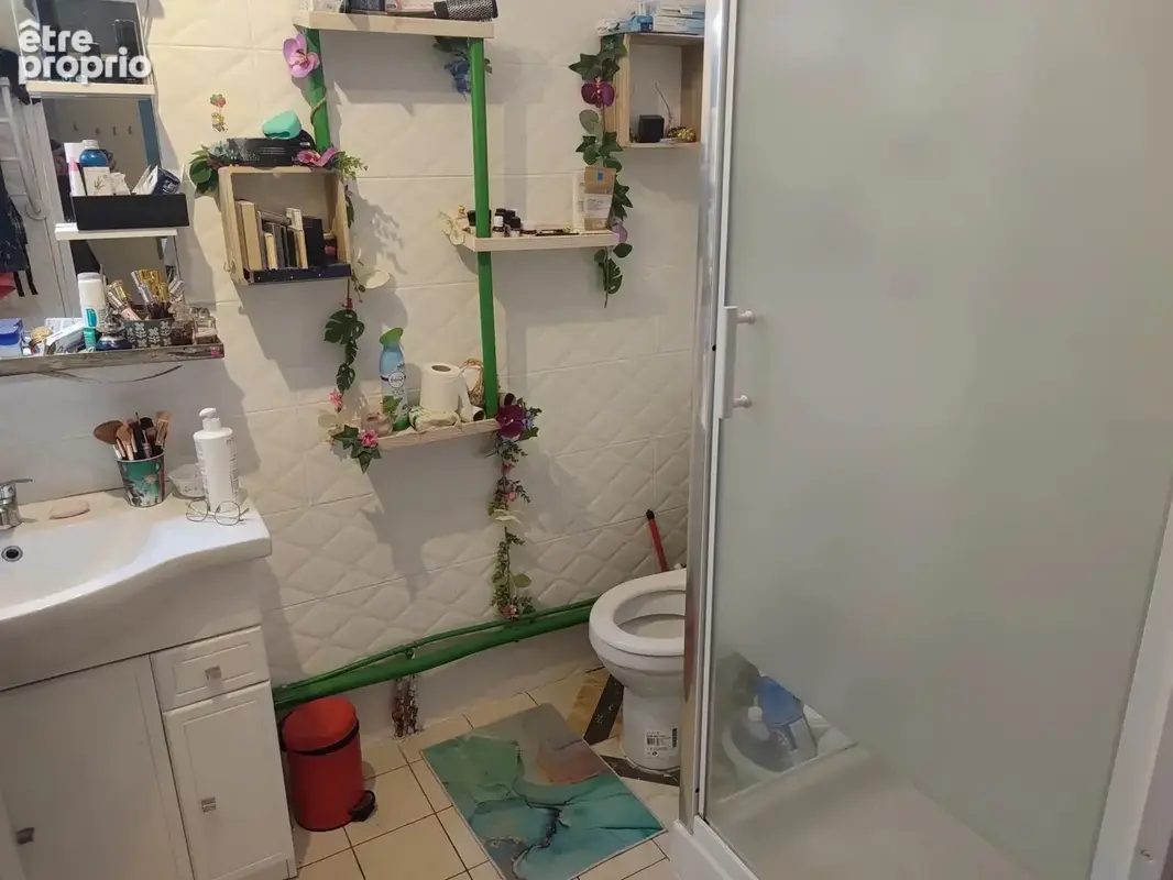 T4 loué 1230 € / mois - photo 2