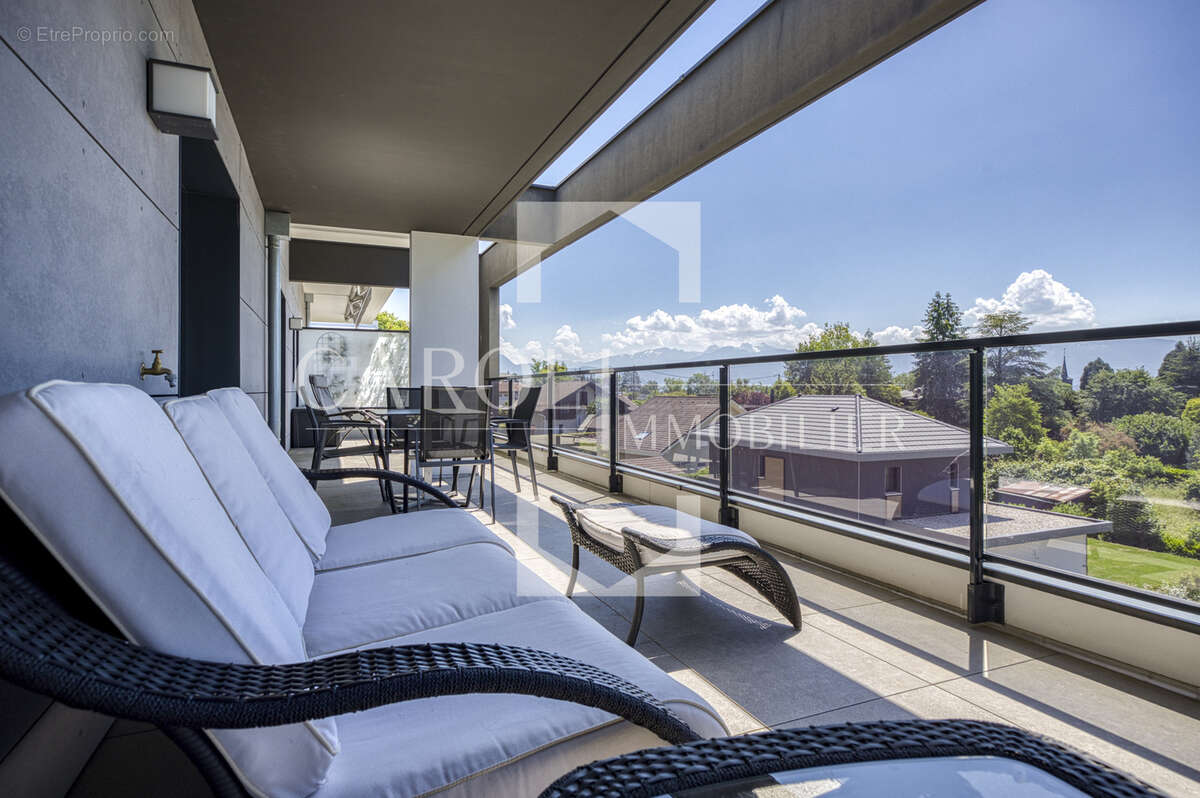 Appartement à VETRAZ-MONTHOUX