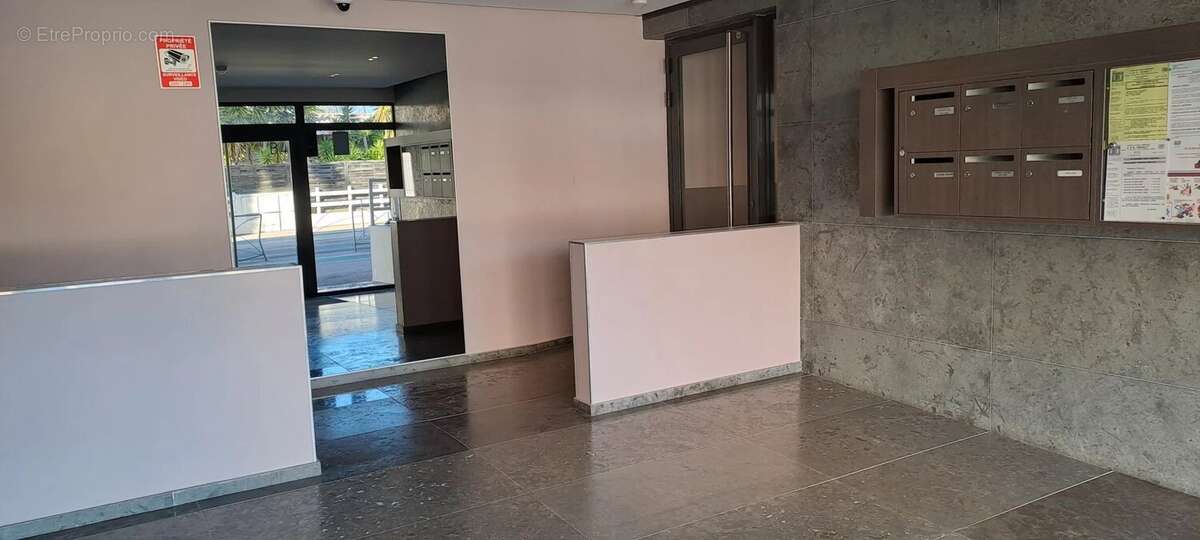 Appartement à VILLENEUVE-LOUBET