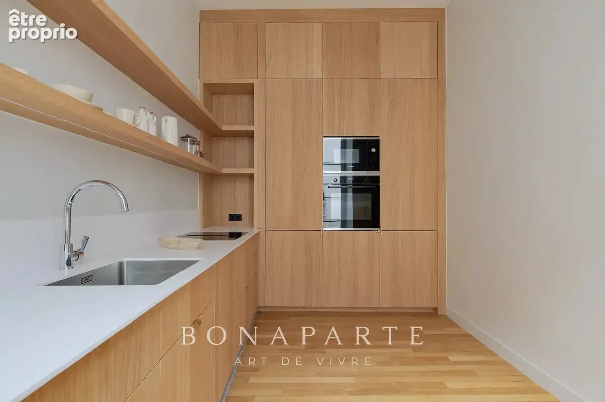 PARIS 9 - Duplex entièrement rénové - photo 13