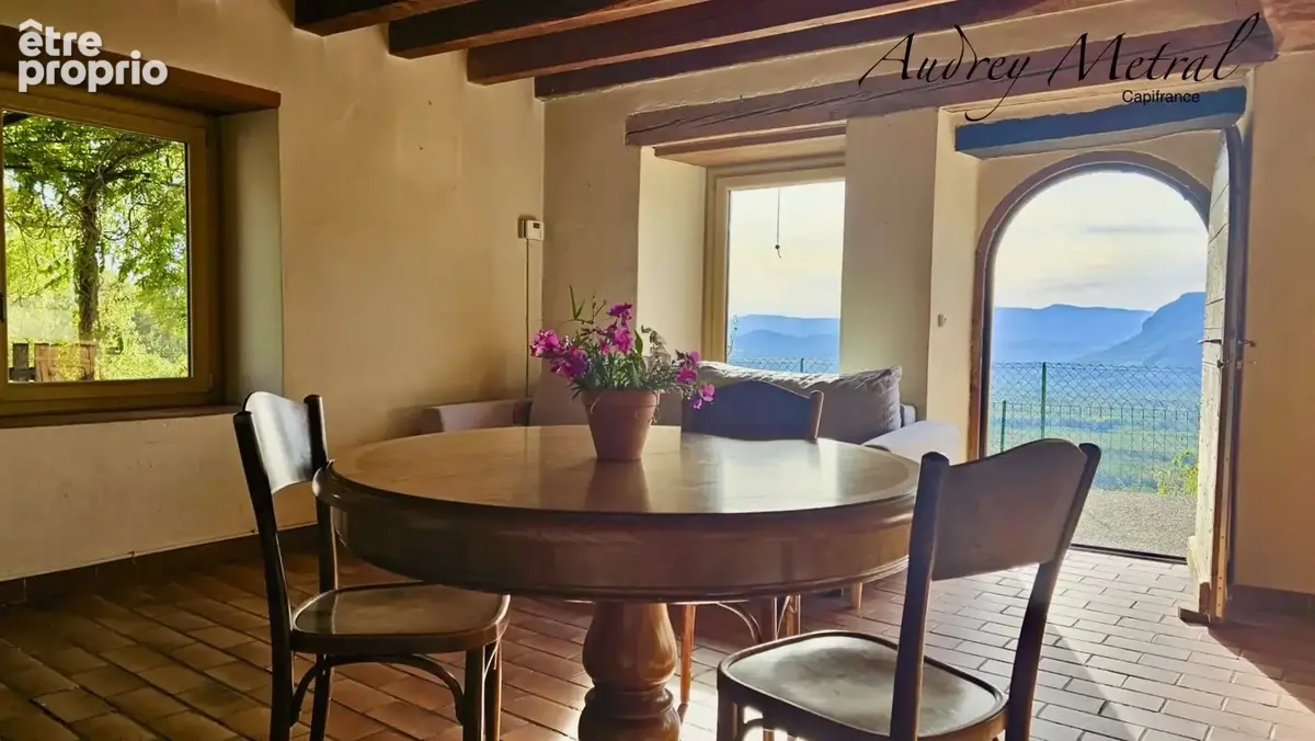 Maison en pierre à vendre à SERRIERES EN CHAUTAGNE (73) vue imprenable, 50 min de Genève et Annecy, 35 min d'Aix-les-Bains - photo 4
