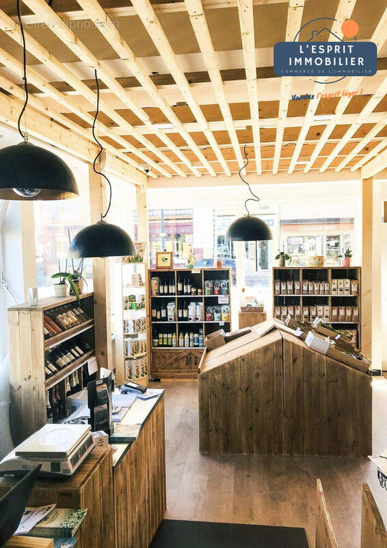 Autre à PUTTELANGE-AUX-LACS