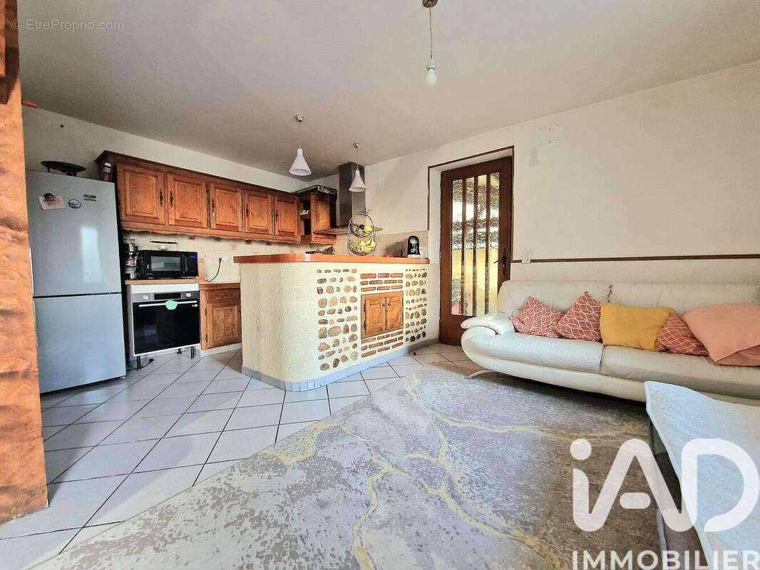 Photo 4 - Maison à LE LARDIN-SAINT-LAZARE