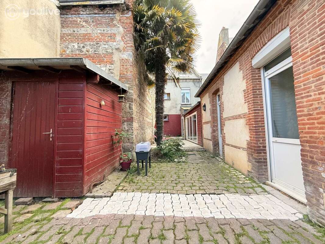 Maison à CANY-BARVILLE