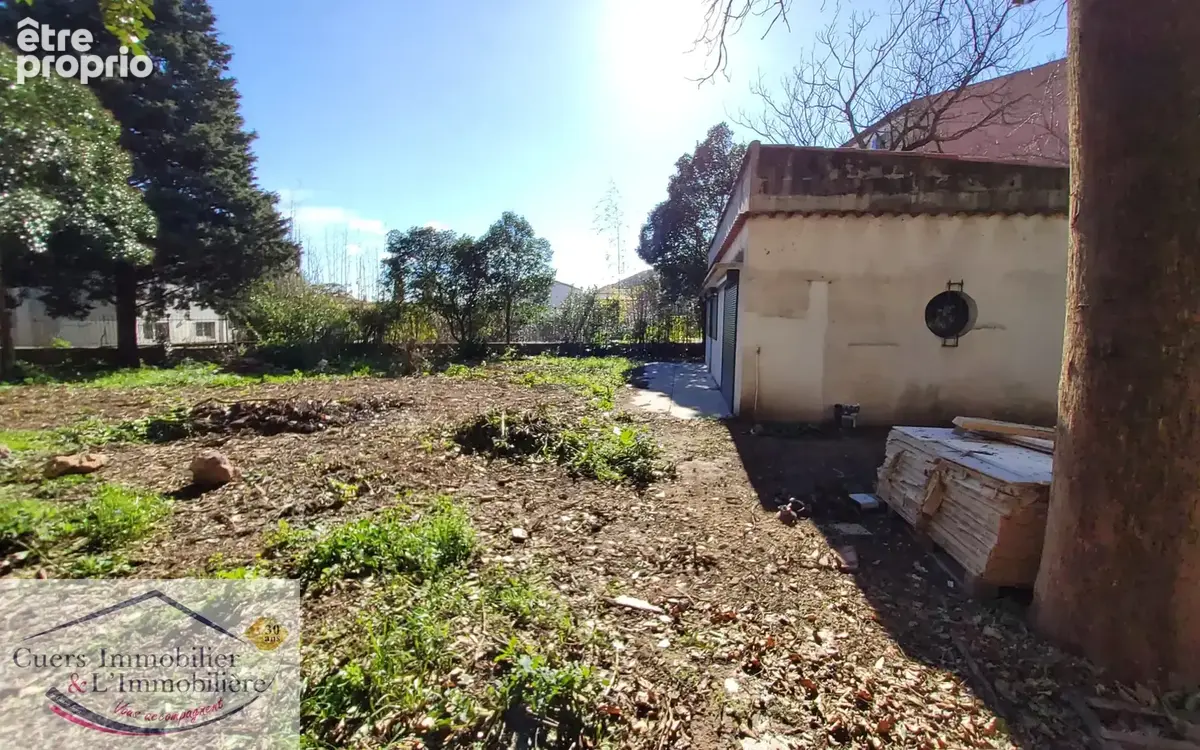 CUERS, propriété T6 -  182m2 + dépendance 50m2 - photo 24