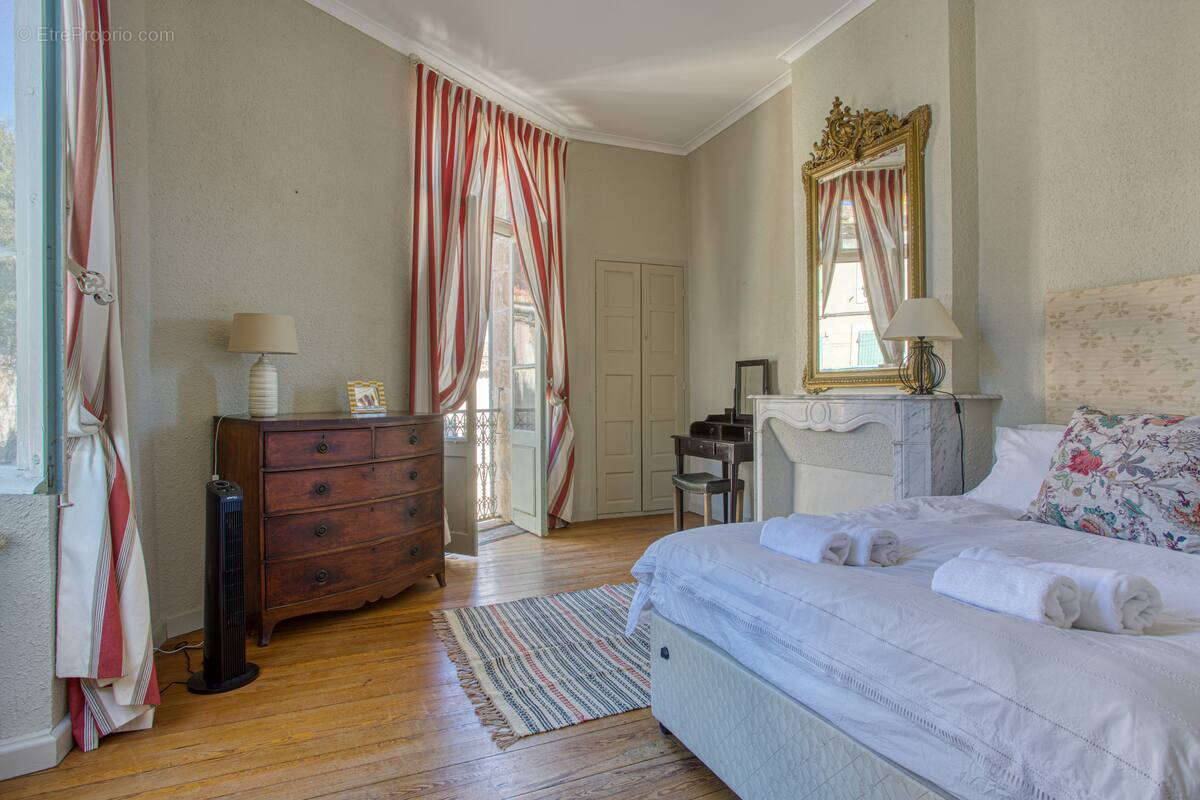 Maison à UZES