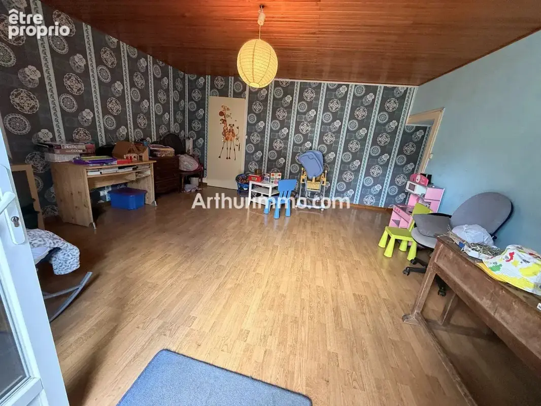 Maison de village avec jardin et dépendances de plus de 150 m² fort potentiel d'aménagement - photo 8