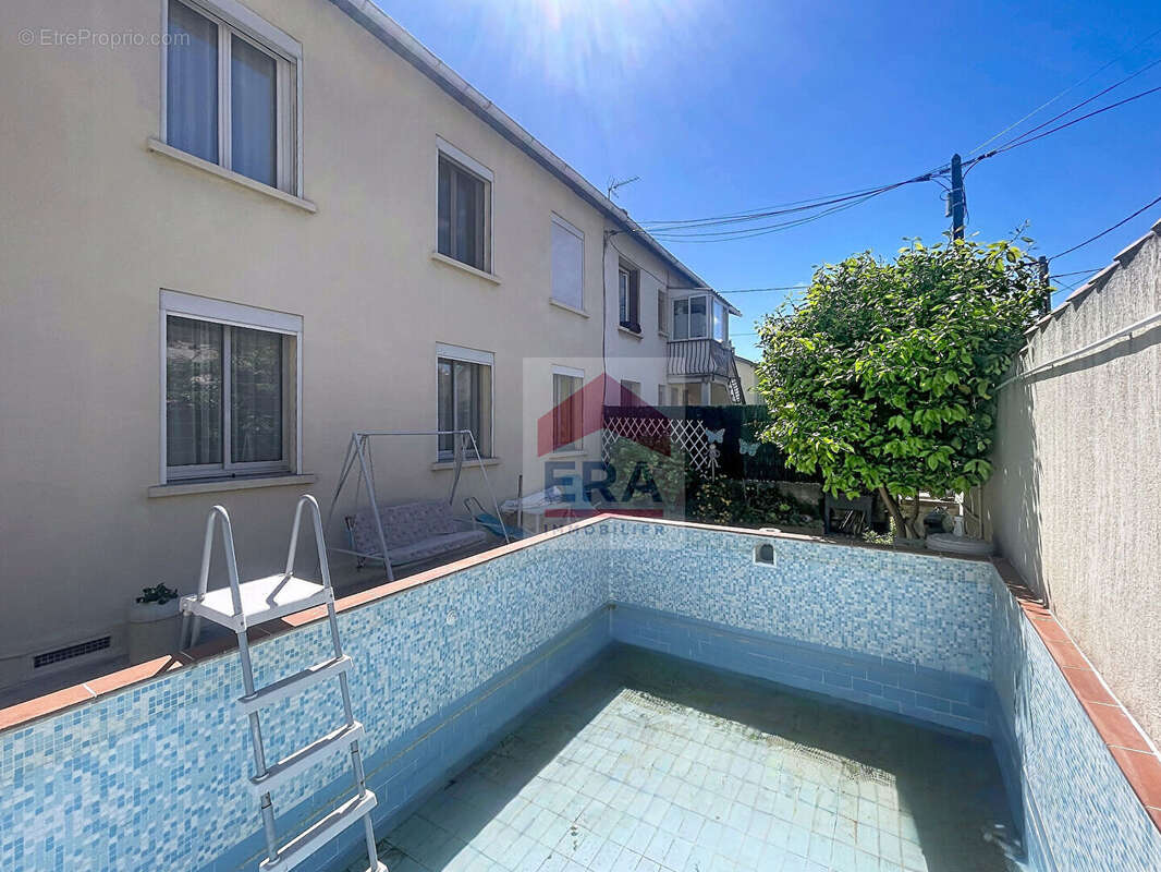 Appartement à MARSEILLE-13E