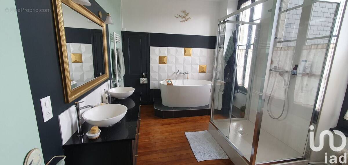 Photo 1 - Appartement à VILLEDIEU-LES-POELES