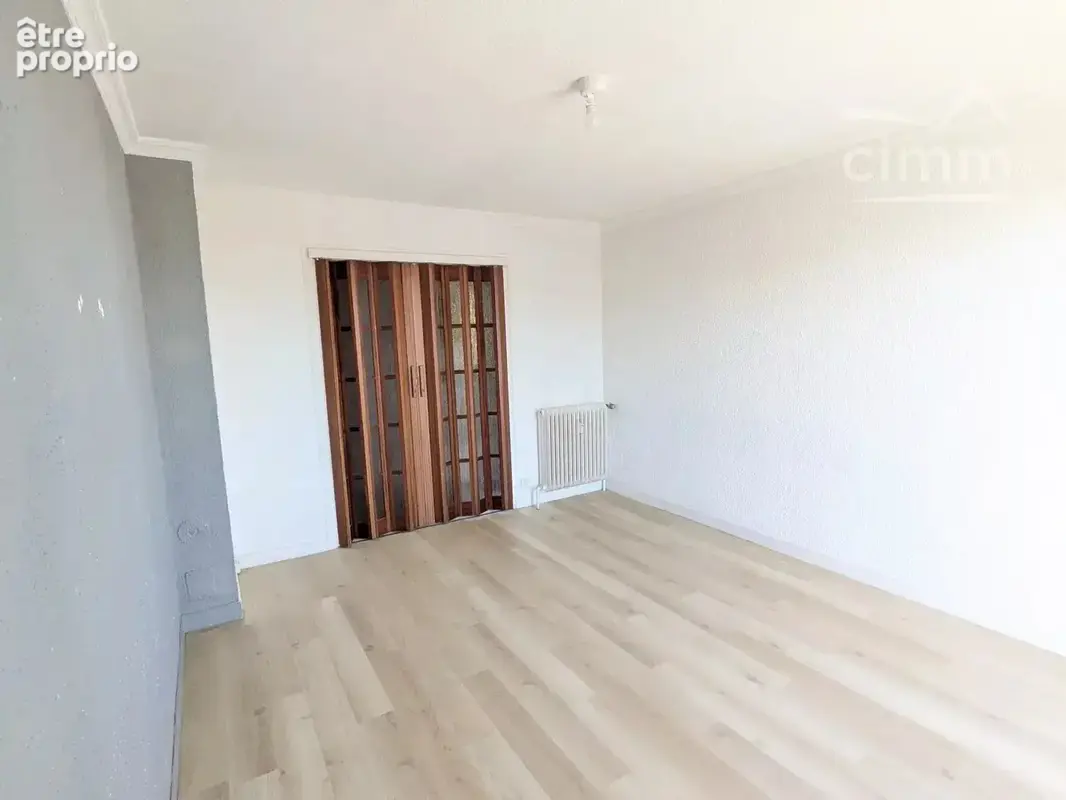 T3 de 57 m² - Beau potentiel de rénovation ou d'investissement locatif - photo 8