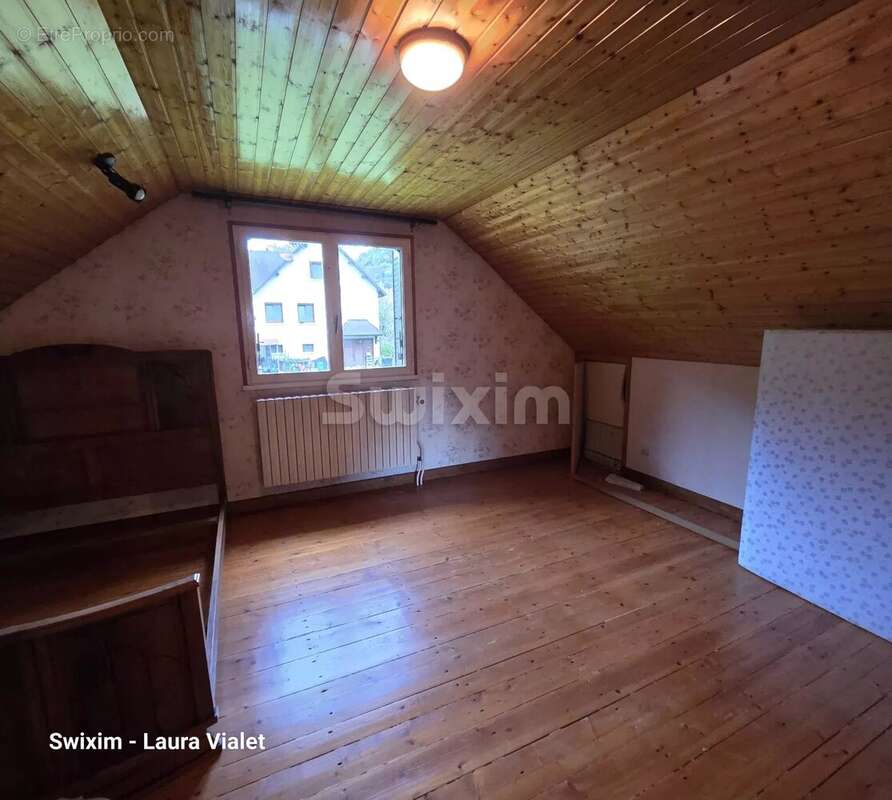 Maison à VAUX-SUR-POLIGNY