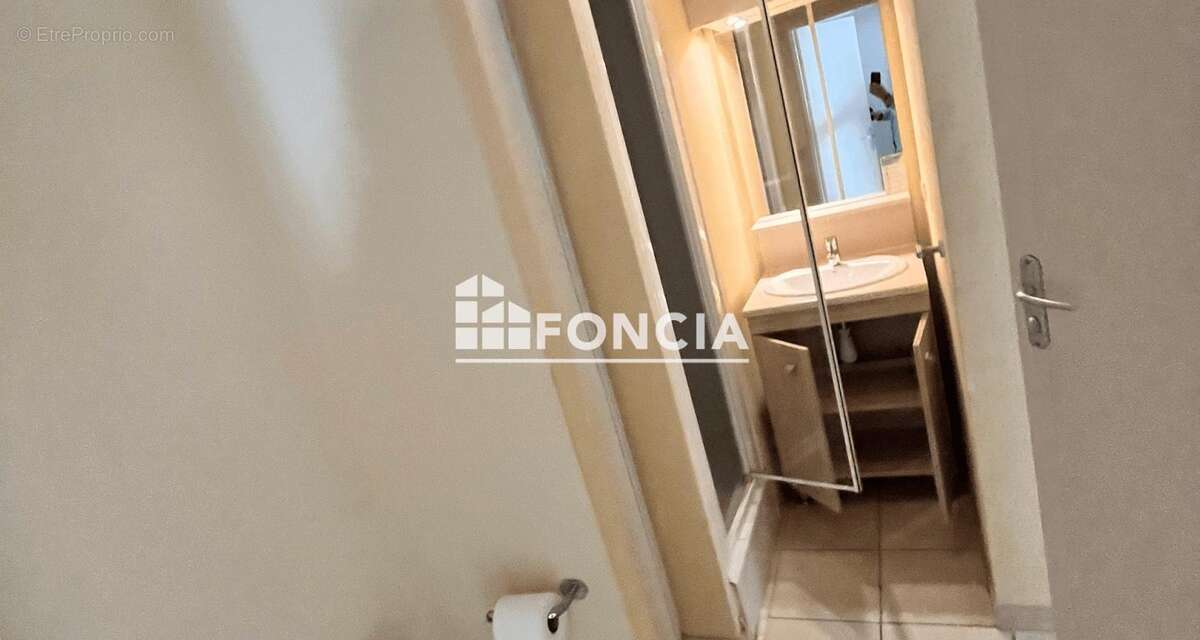 La londe les maure - argentiere plage - appartement t2  en lmnp dans residence de tourisme vacanceole avec piscine - photo 5