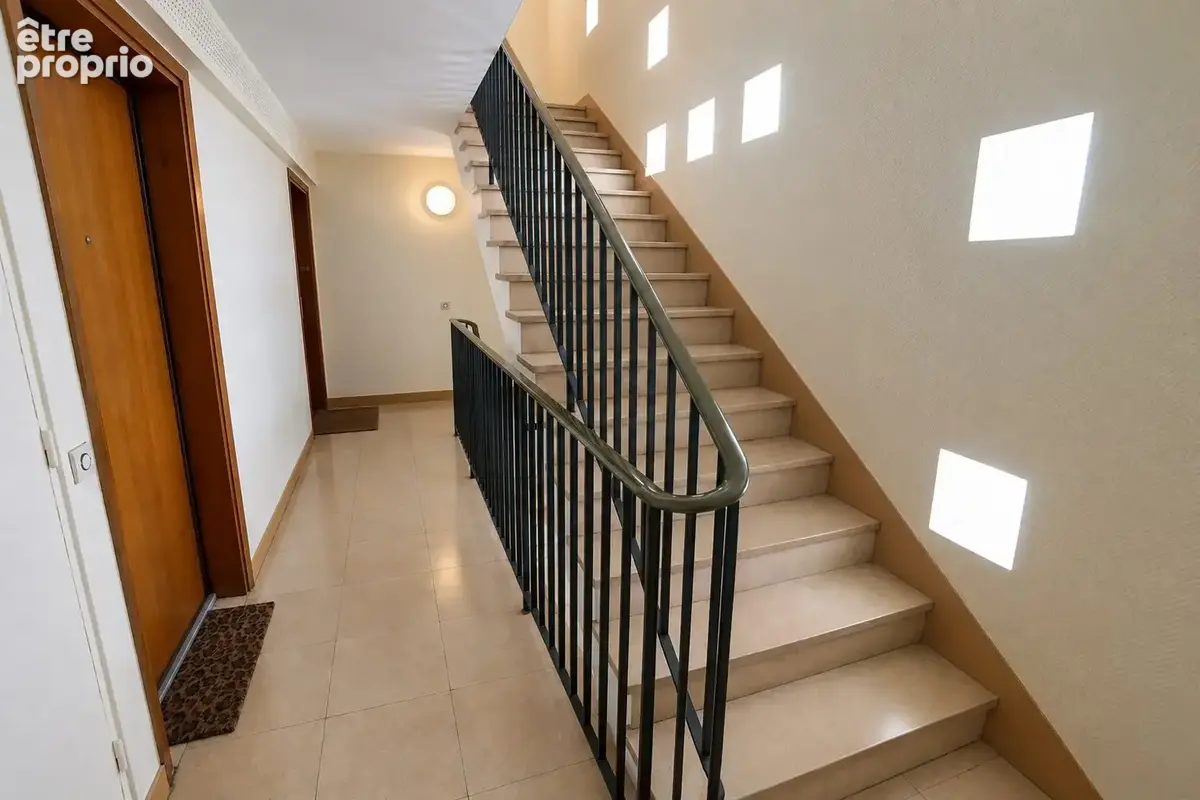 Appartement 2 pièces 42 m² à vendre à Montreuil (93100) - photo 8