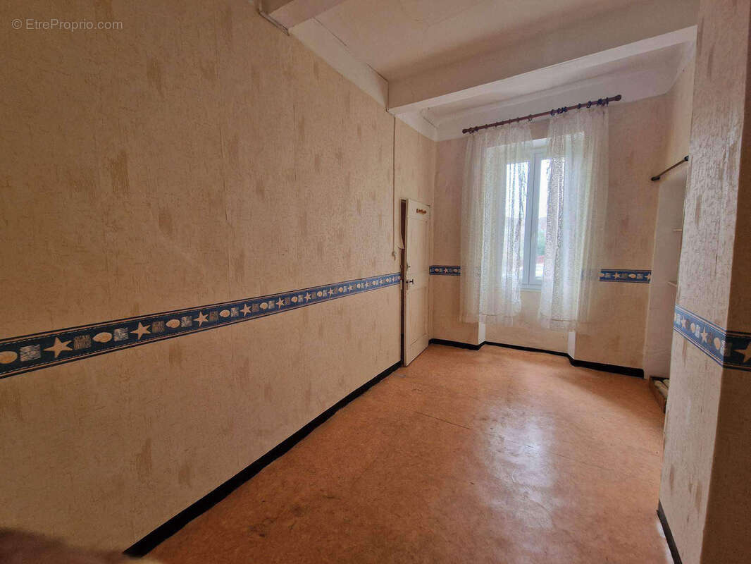 Maison à SALLES-D&#039;AUDE