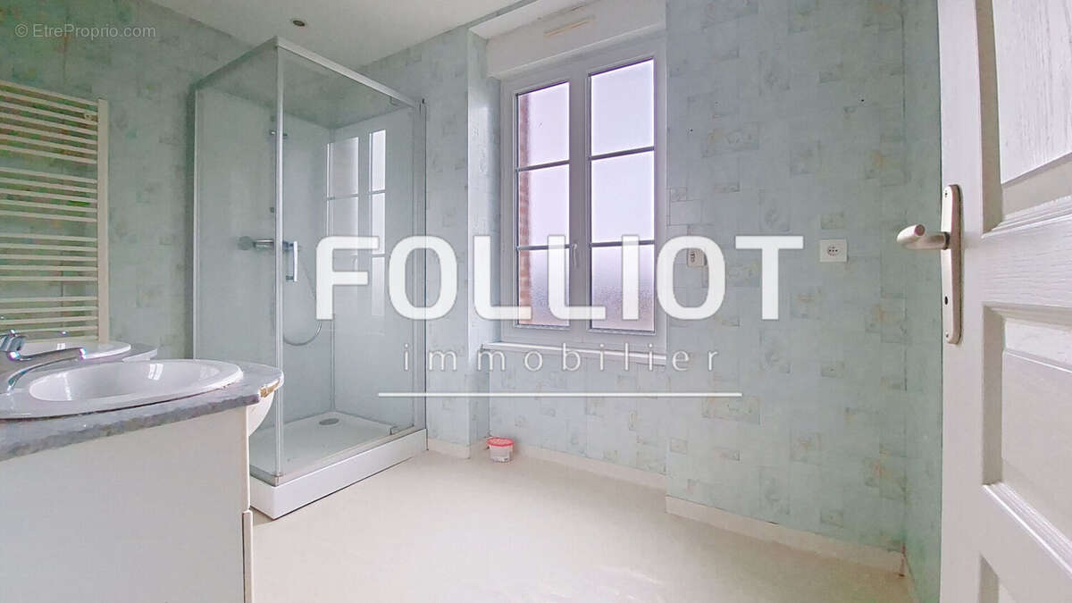 Maison à BOURGUENOLLES